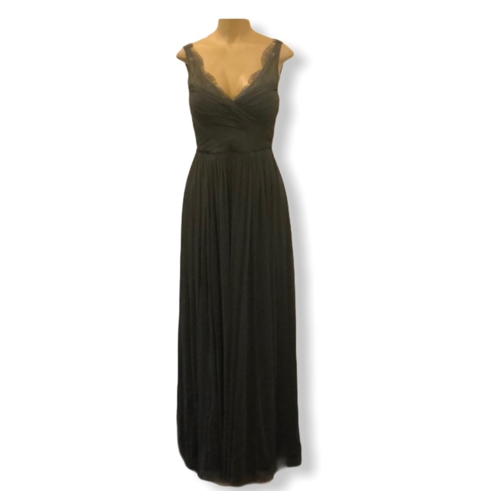 Love dove grey gown EUC
